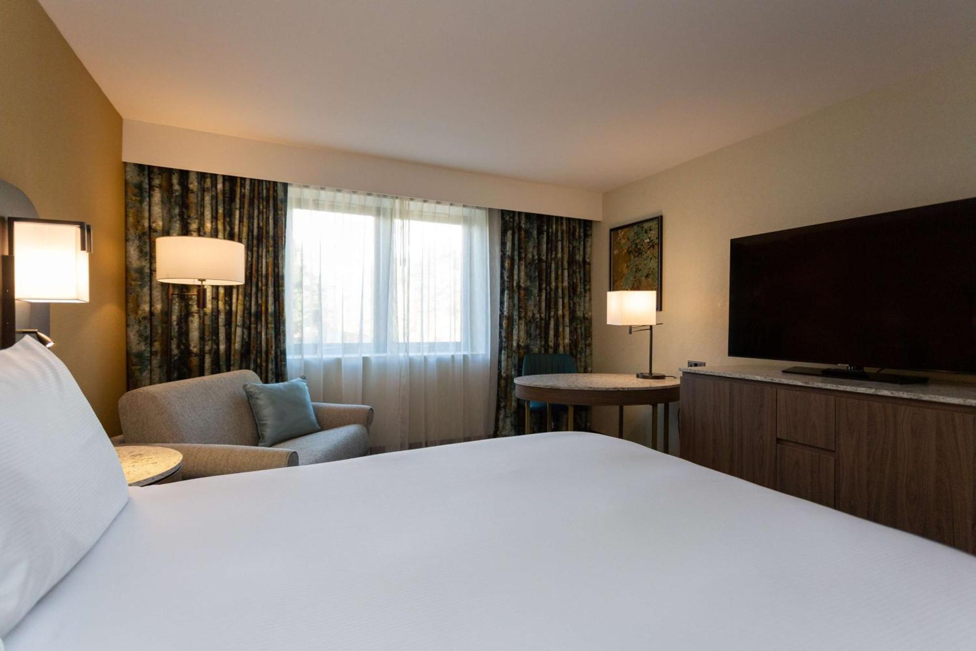 Doubletree By Hilton Hotel Nottingham - Gateway Dış mekan fotoğraf